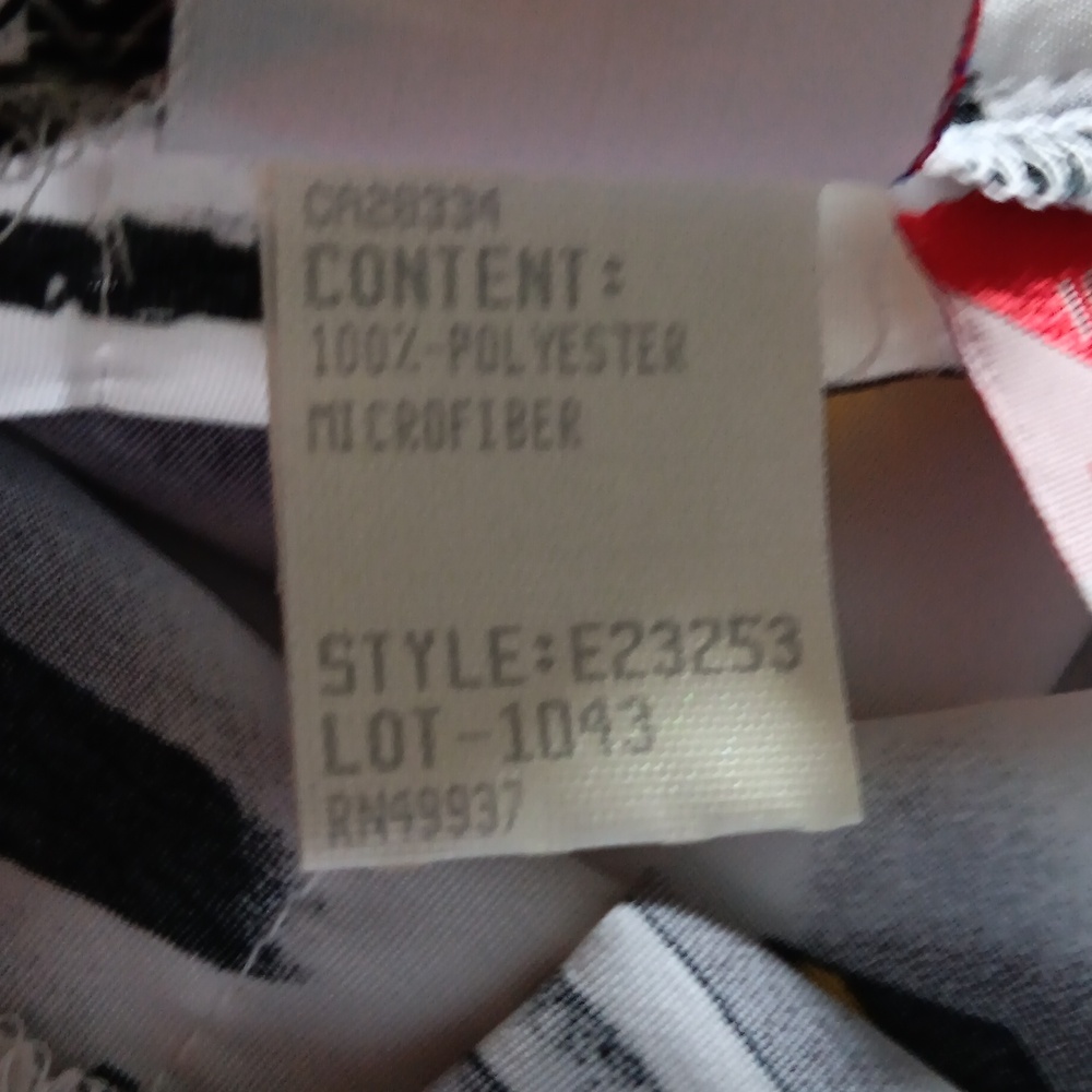 - PLEATED GRAPHIC TENNIS SKIRT NWT - Picture 4 of 9